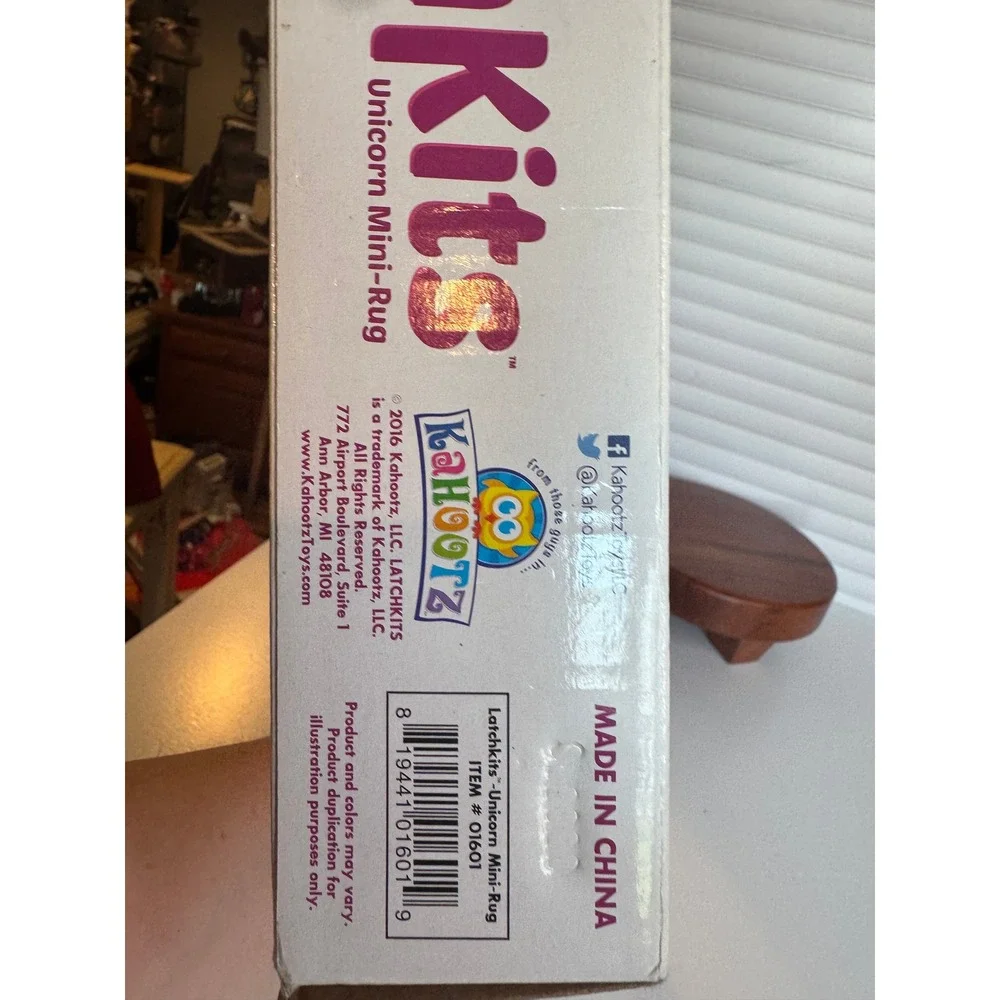 LatchKits Unicorn Mini Rug Latch‎ Hook Craft Kit New Complete Ages 6 Plus